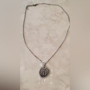 NWT FANERY SUE NECKLACE (FOR LOVE AND MEMORY) Dog and cat outline pet owner